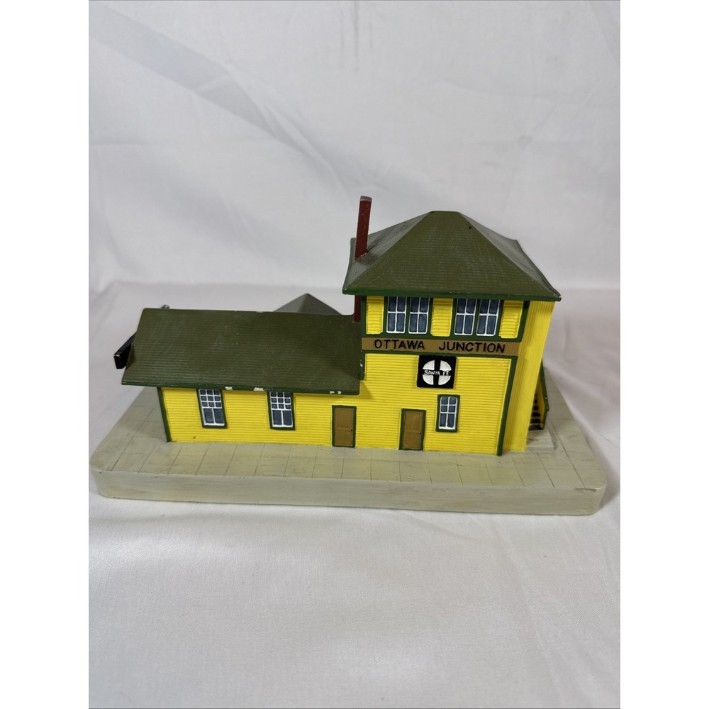 Vintage Lefton Railroad Depots Ottawa Junction HO Scale No 01629 1994